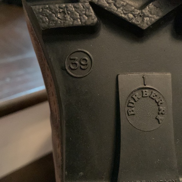 BURBERRY TALL PLAID CHECK RAINBOOTS - Picture 3 of 3